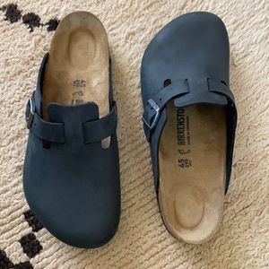 Birkenstock Boston clogs